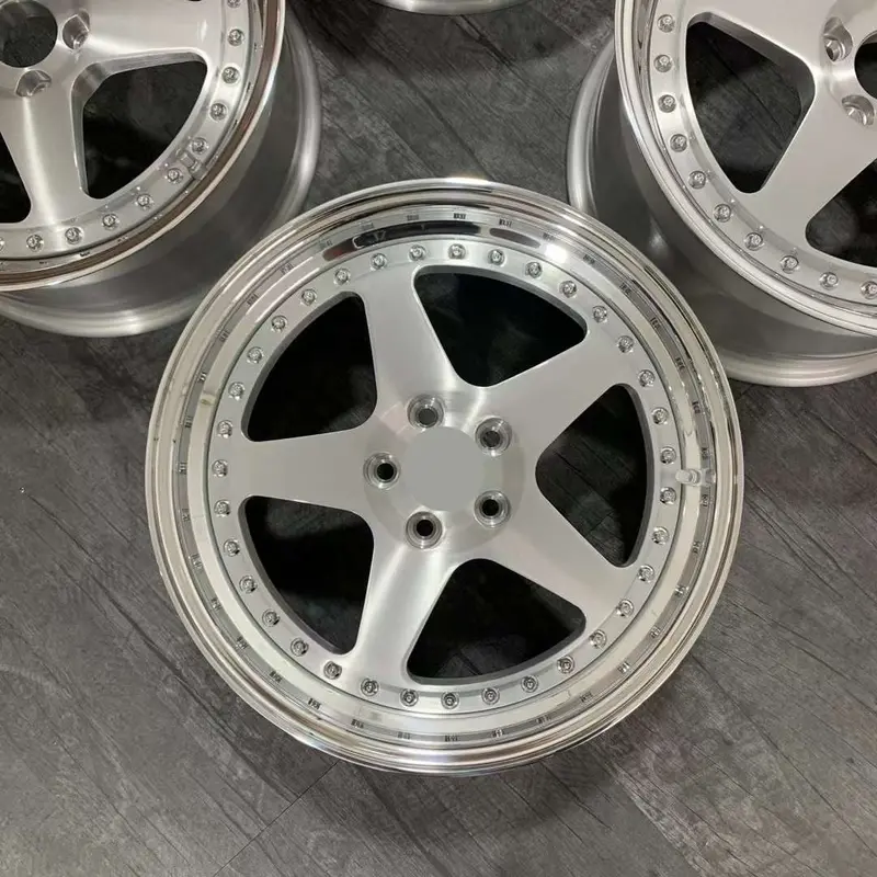 3-Piece Forged Wheels For Ferrari 812 Gts 1