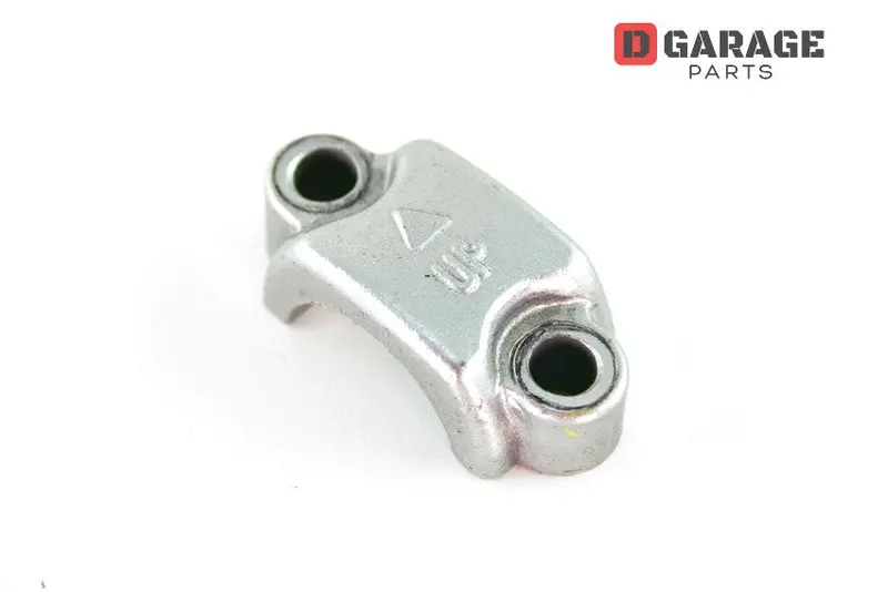 Collare Fissaggio Pompa Freno Frizione Ducati 999 1