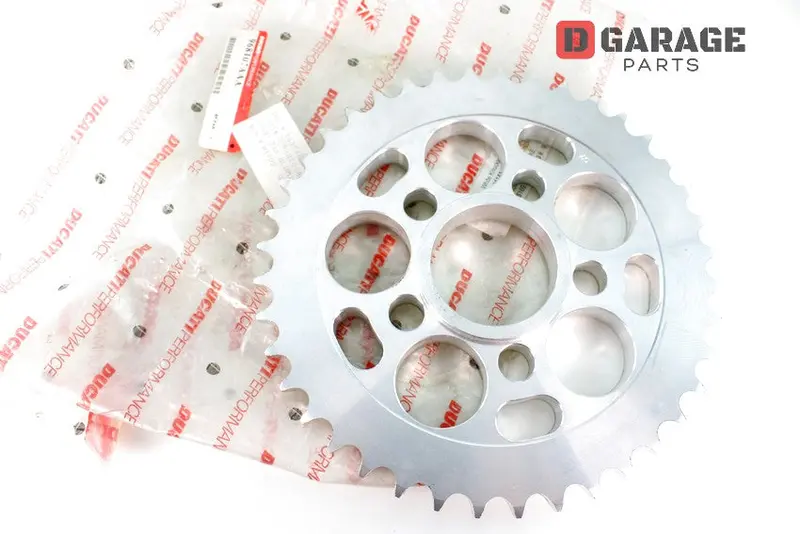 Corona Catena Z40 525 Ergal Ducati 748 916 996 998 1