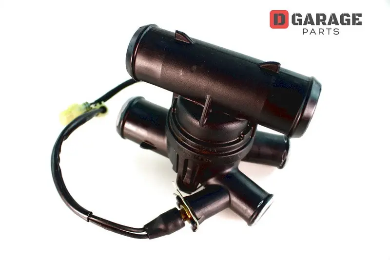 Distributore Termostato Acqua Ducati Multistrada V4 Diavel V4 1