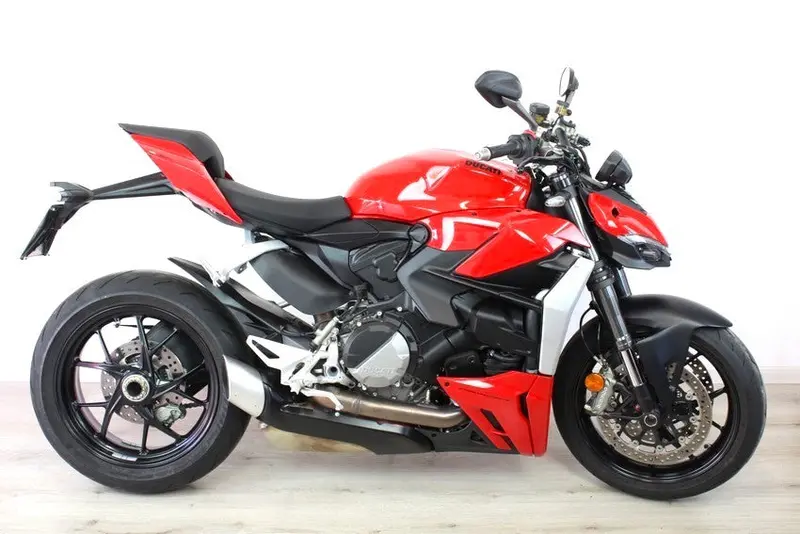 Ducati Streetfighter V2 Anno 2024 Km 6.192 1