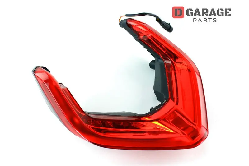 Fanale Luce Stop Posteriore Ducati Streetfighter V2 V4 1