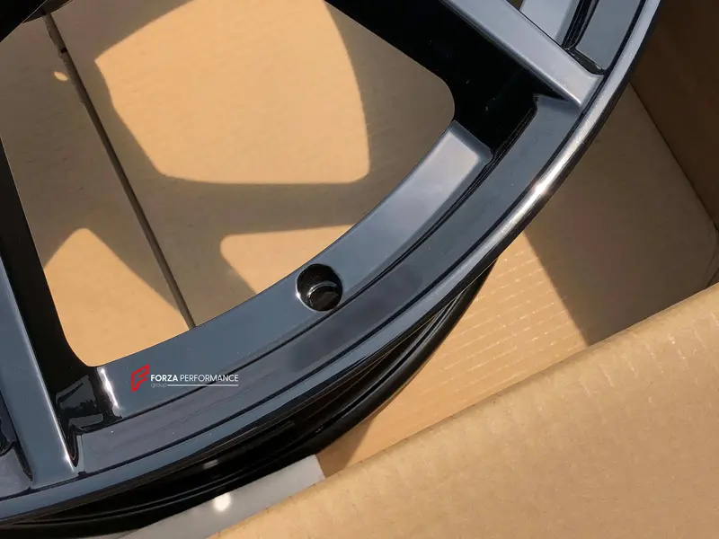Forged Magnesium Wheels For Lamborghini Huracan Tecnica 5