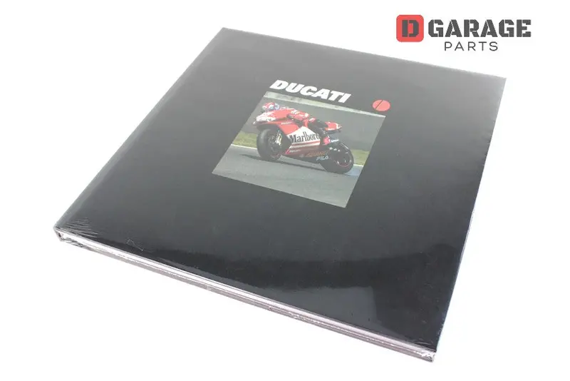 Libro Yearbook Storia Ducati Anno 2003 1