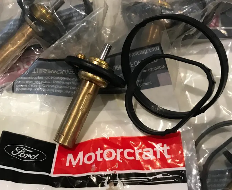 Motorcraft 180° Thermostat Assembly – 2014-2019 Ford Fiesta St 1.6L Ecoboost 1