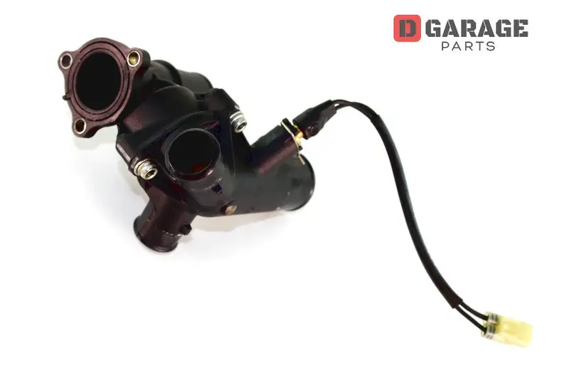 Raccordo Distributore Acqua Radiatore Ducati Streetfighter V2 1