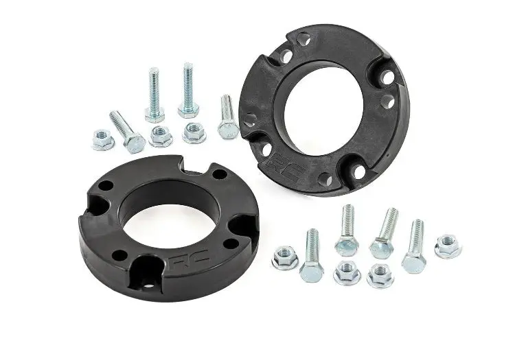 Rough Country 1.5 Inch Leveling Kit 1