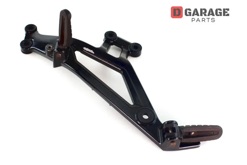 Staffa Pedana Poggiapiedi Sinistra Ducati Monster 620 800 900Ie S4 1