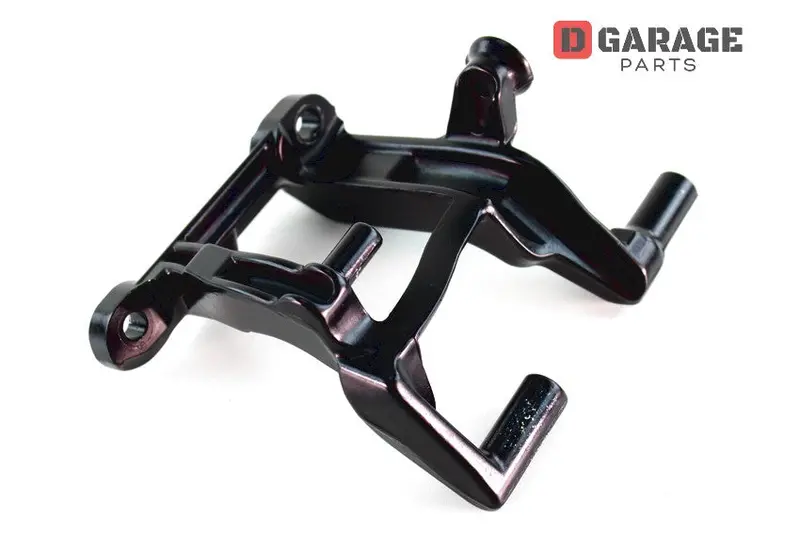 Staffa Supporto Fissaggio Radiatore Olio Ducati Diavel 1200 1