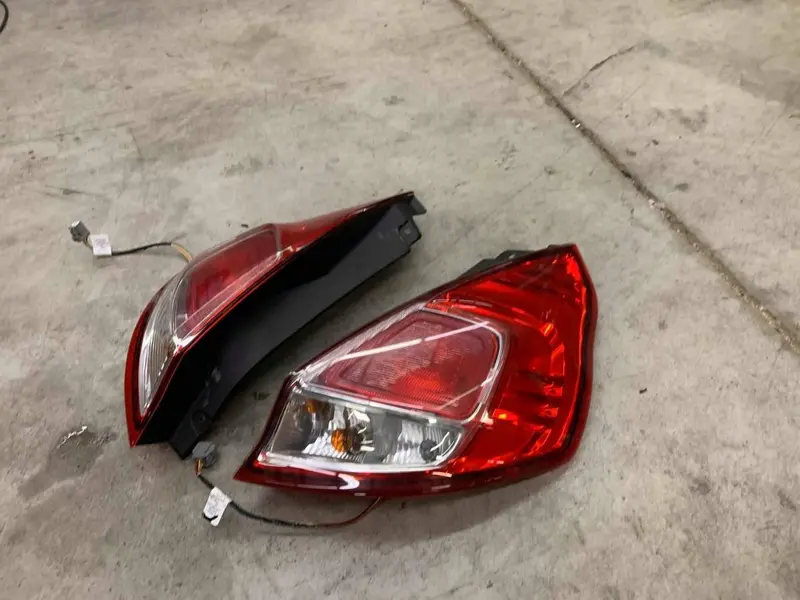 Stock Fiesta St Taillights 1