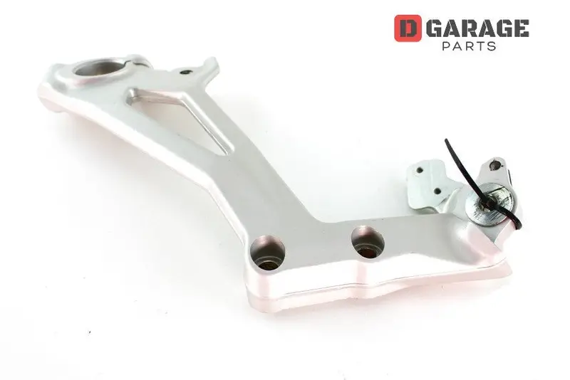 Supporto Fissaggio Pedana Sinistra Ducati Streetfighter V4s 1