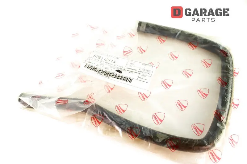 Tubo Aria Secondaria Sfiato Ducati Supersport Ss 939 950 1