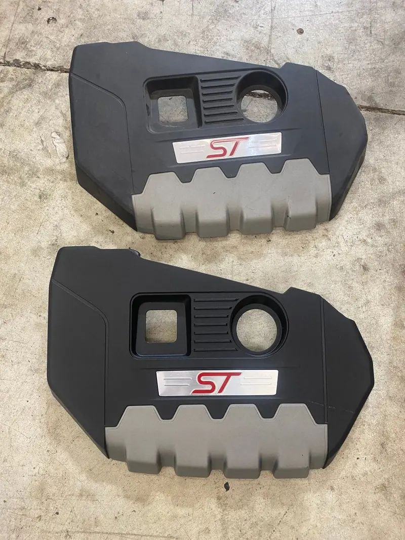 **Used** Focus St Engine Cover 1